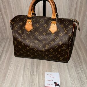 Louis Vuitton Monogram Speedy 30